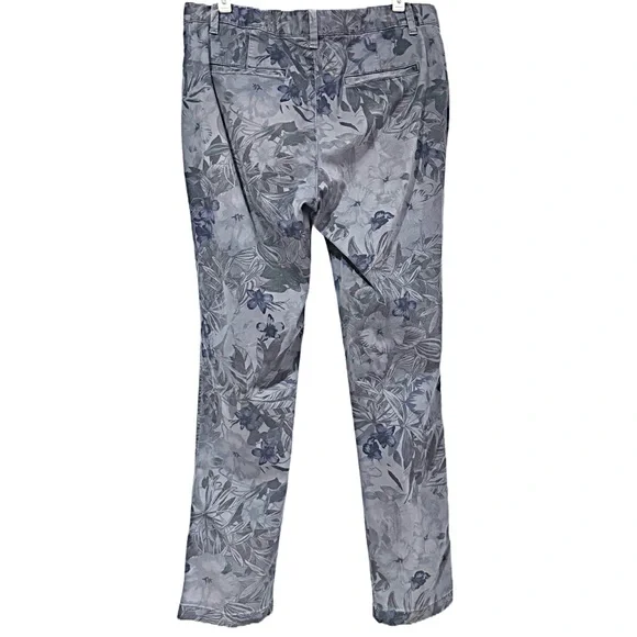 GAP Girlfriend Chino Pants Floral Hibiscus Faded Blue Print Jeans Cotton Size 6 - Picture 2 of 16